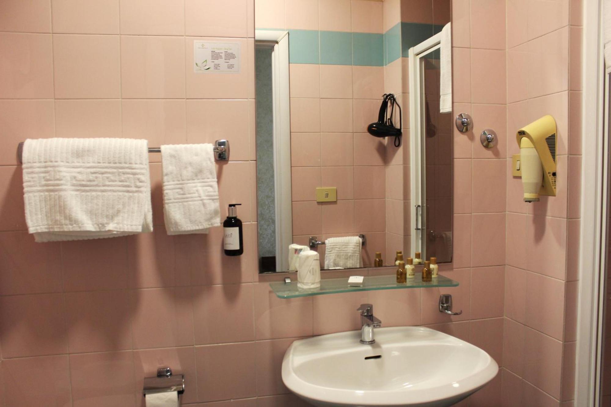 Phi Ambra Hotel