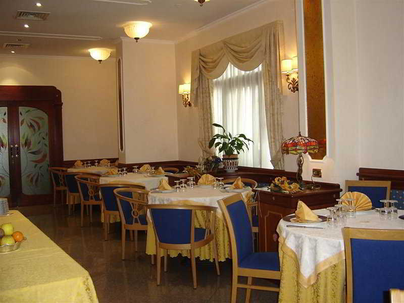 Phi Ambra Hotel